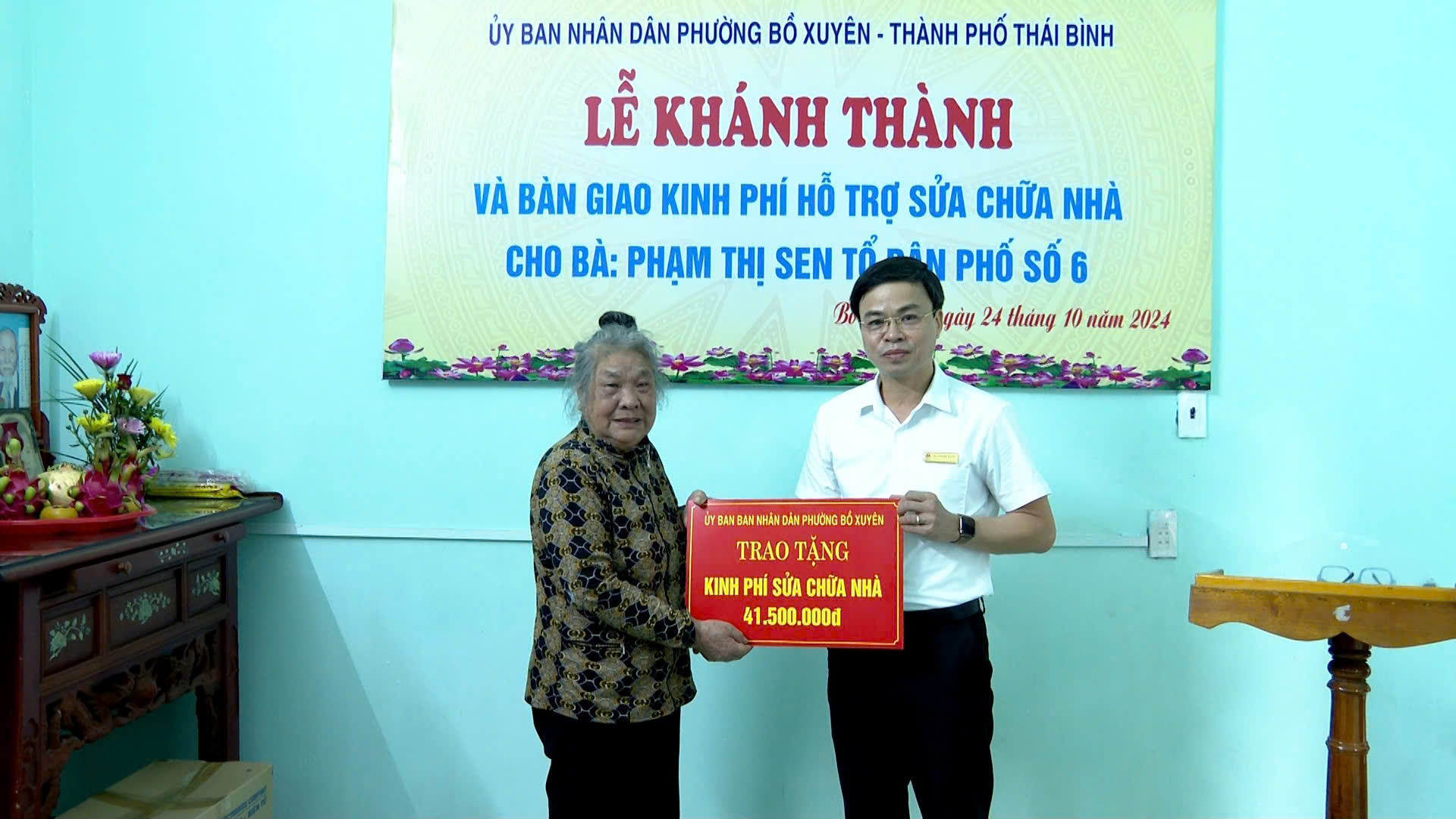 Khánh thành và bàn giao kinh phí hỗ trợ sửa chữa nhà ở